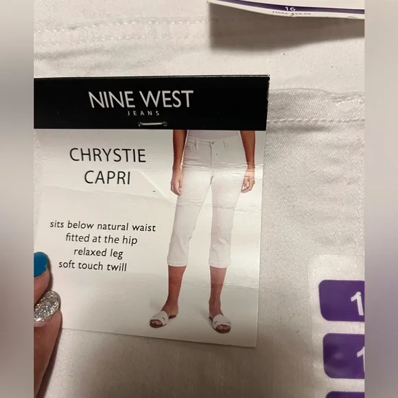 Capris - Picture 3 of 3